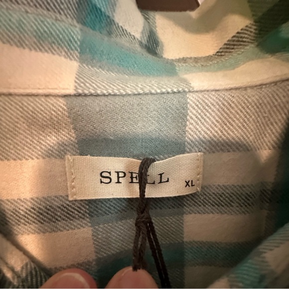 Spell Maverick Flannel shirt 🦋🦋 - Picture 3 of 5